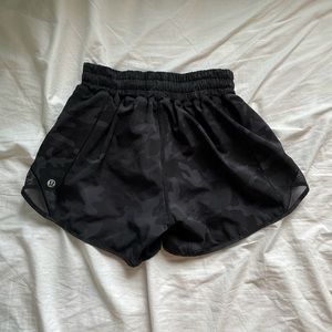 Lululemon Hotty Hot Short 4” Incognito Camo